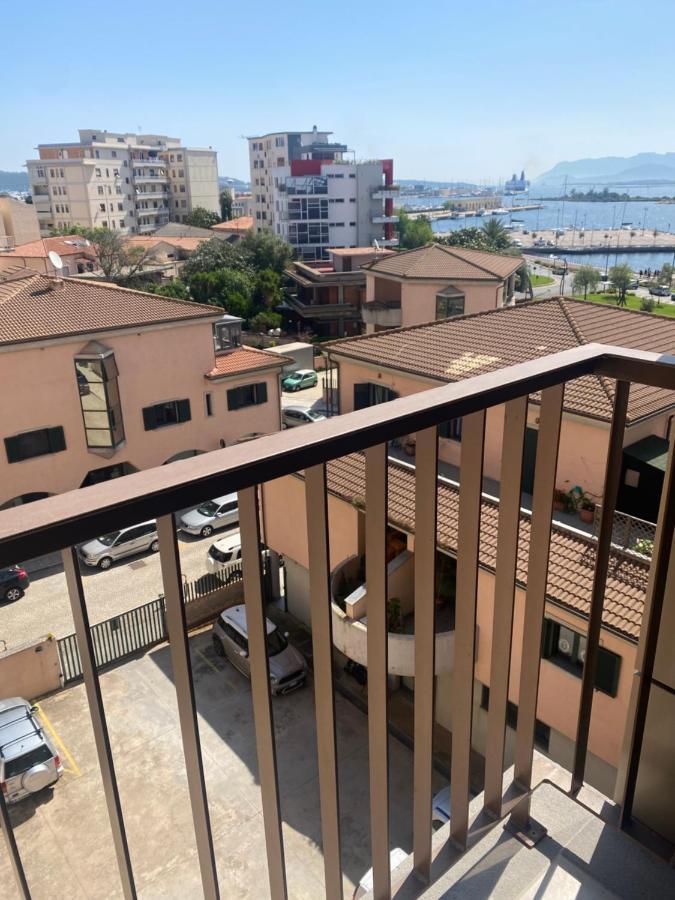 Seaside Apartments Casa Carla E Casa Andrea Olbia Dış mekan fotoğraf